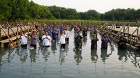 Kegiatan terpusat dilaksanakan di Taman Wisata Alam Angke Kapuk Jakarta Utara dipimpin langsung oleh Presiden RI Ir. H. Joko Widodo bersama para Menteri Kabinet Indonesia Maju, Panglima TNI, Kapolri, anggota TNI-Polri serta komponen masyarakat dan pelajar. 