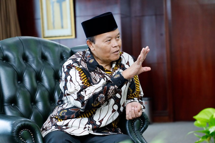 Wakil Ketua MPR RI Hidayat Nur Wahid (HNW)