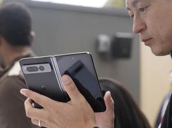 Wujud Pixel Fold, HP Lipat Pertama Google
