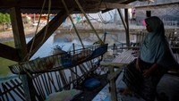 Hasil berbagai penelitian menyebutkan penurunan muka tanah di utara Bekasi bisa mencapai 20 cm per tahun, dengan rata-rata 10 cm per tahun.
