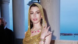 Anne Hathaway Bakal Silau Banget Tahun Depan