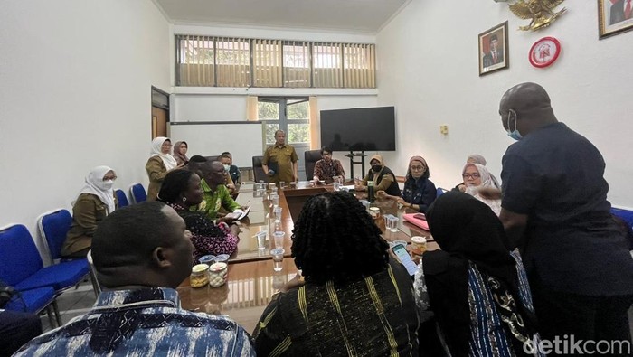 Kemenkes Ghana Study Tour ke Bandung, Ini yang Dipelajari