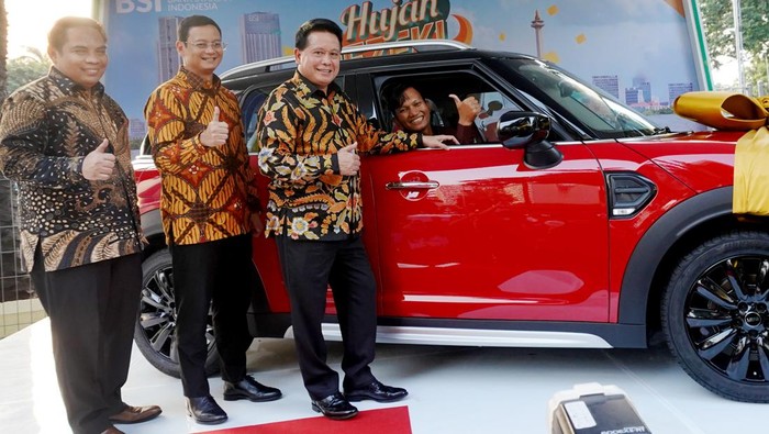 Komitmen dan Apresiasi Perbankan untuk Nasabah Komitmen dan Apresiasi Perbankan untuk Nasabah