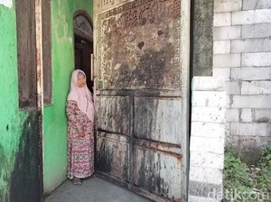 Wiwik Berkaca-kaca Kala Harapan Nongkrong Depan Rumah Tanpa Tinja Sirna