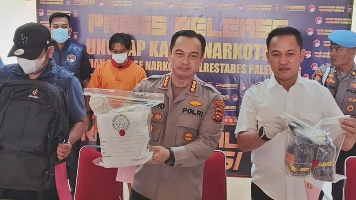 Konperensi pers sabu 5,3 kilogram di Polrestabes Palembang. (Foto. Prima Syahbana)