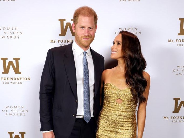 NEW YORK, NEW YORK - MAY 16: (L-R) Prince Harry, Duke of Sussex, Doria Ragland and Meghan Markle, Duchess of Sussex, are seen arriving to the 