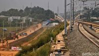 Melihat Pembangunan Stasiun KA Cepat Karawang