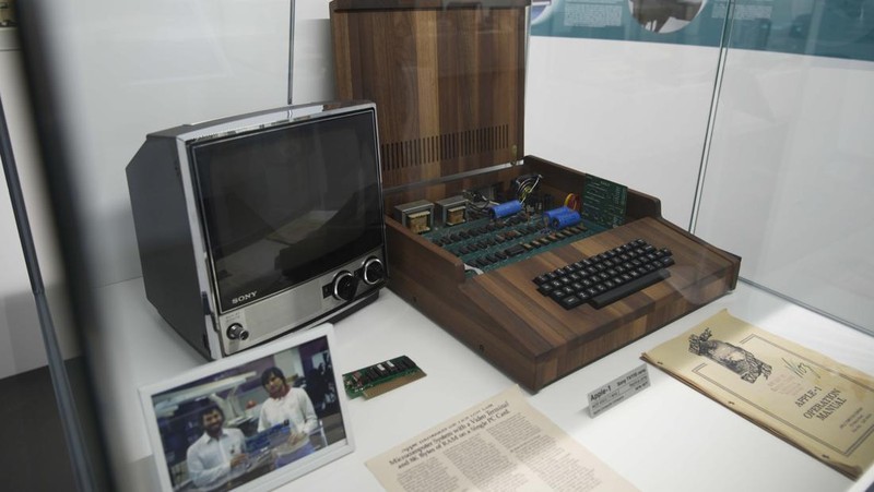 A working replica of an original Apple I computer is seen on display at the Apple Museum on 16 March, 2023 in Warsaw, Poland. Wednesday will mark the UN Wolrd Telecommunication and Information Society Day, a day on which the world highlights the advantages of telecommunication and internet technologies (ICT) and the ways to bridge the digital divide. (Photo by Jaap Arriens/NurPhoto via Getty Images)
