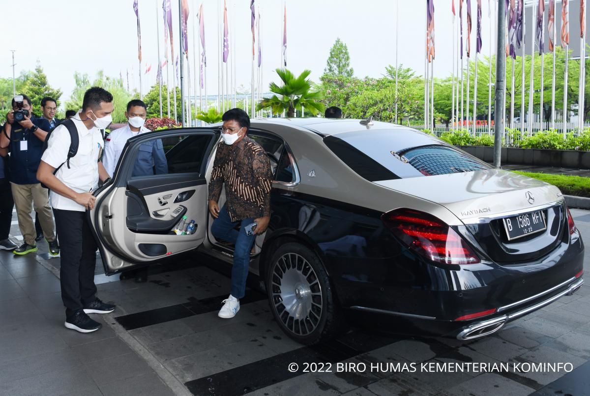 Mercedes-Maybach Johnny G Plate