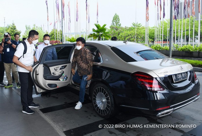 Mercedes-Maybach Johnny G Plate Mercedes-Maybach Johnny G Plate
