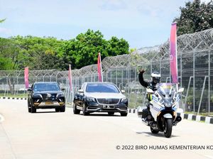 Johnny G Plate Sering Pakai Mercedes Maybach, Cuma Ada 20 Unit di Indonesia!