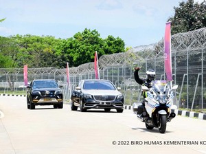 Johnny G Plate Sering Pakai Mercedes Maybach, Cuma Ada 20 Unit di Indonesia!