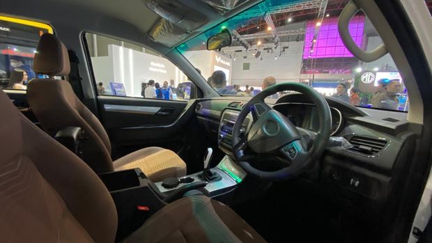 Mobil pikap listrik MAB