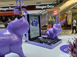 Keseruan Oppo Find N2 Flip Pop Up Store di Jakarta