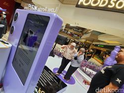 Keseruan Oppo Find N2 Flip Pop Up Store di Jakarta