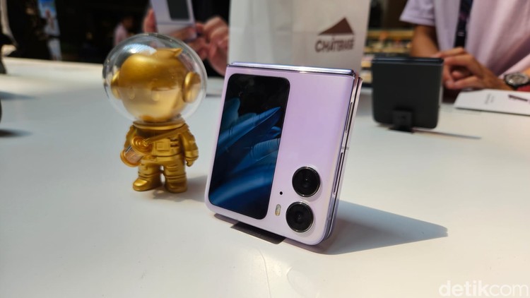 Oppo Find N2 Flip