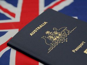 Turis Australia Trauma ke Bali, Didenda Rp 15 Juta karena Paspor Kotor