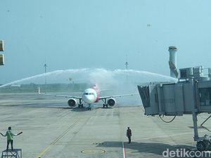 125 Penumpang Terbang Perdana ke Malaysia Via BIJB Majalengka