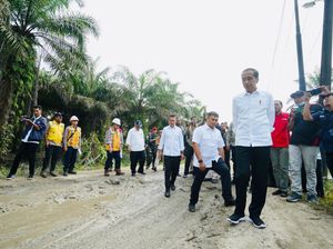 Bareng Wagub Ijeck, Jokowi Tinjau Jalan Rusak di Labura