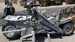 Pria Ini Ubah Limbah Elektronik Jadi Mobil hingga Robot Raksasa
