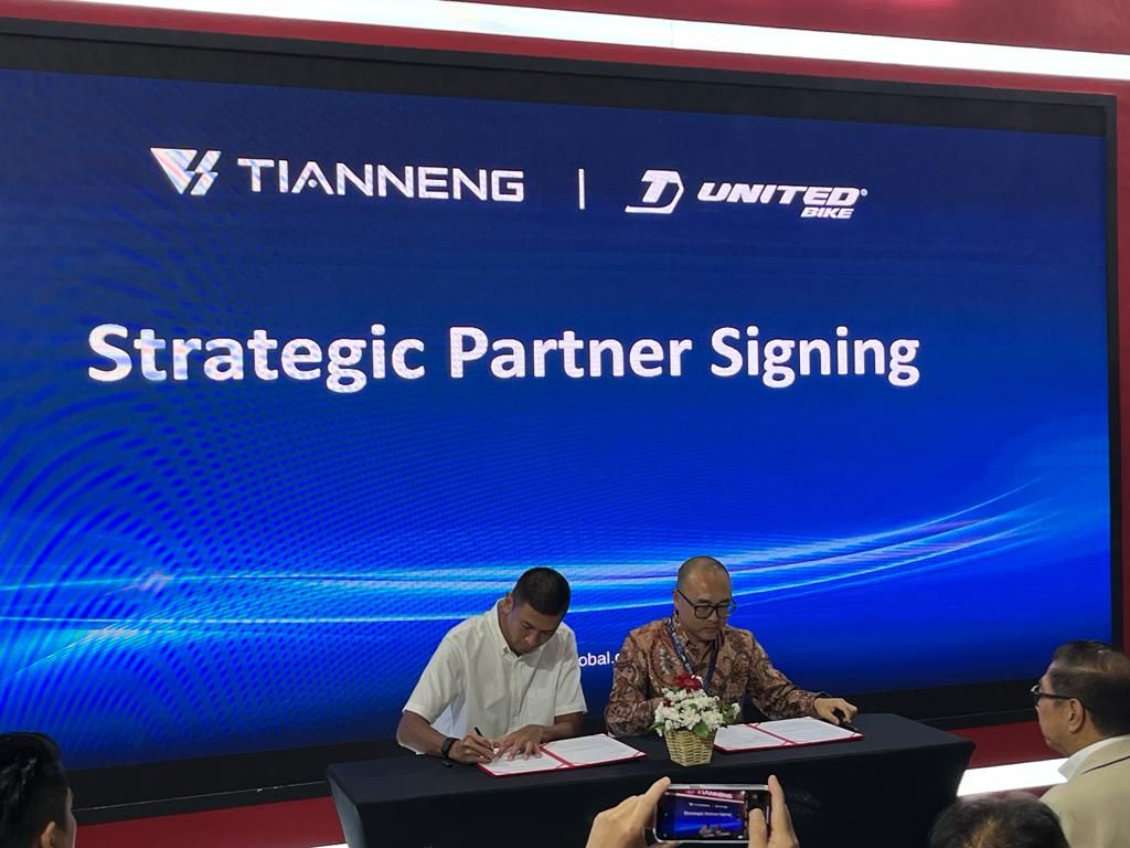 Produsen baterai asal China, Tianneng Group resmi masuk ke Indonesia