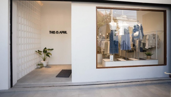This Is April melakukan ekspansi pasar ke Yogyakarta. Ritel fashion ini membuka  first stand lone store di Yogyakarta pada Mei 2023.