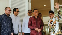 Cak Imin didampingi elite PKB saat bertemu Boediono.