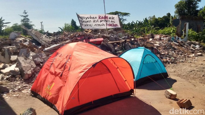 Spanduk dipasang di lahan yang dieksekusi di Dusun Sidodadi, Desa Pepe, Ngawen, Klaten, Rabu (17/5/20230.