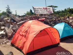 6 Tenda Warga Pepe Bertahan di Proyek Tol, Muncul Spanduk Tolak Eksekusi