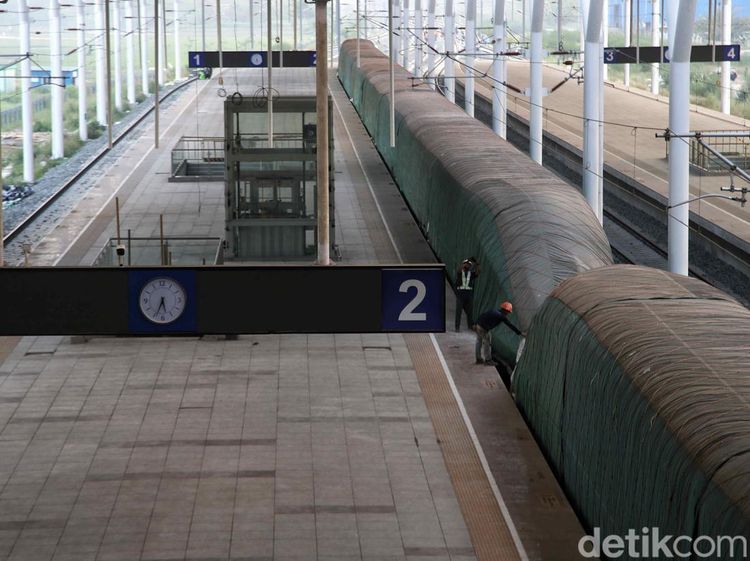 Foto Terbaru! Progres Pembangunan Stasiun Kereta Cepat Tegalluar