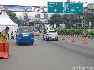 Lalin Puncak Bogor Padat Siang Ini, One Way Arah Jakarta Diterapkan