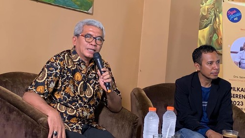 Kepala Dinas Pemberdayaan Masyarakat dan Desa (PMD) Lombok Timur Salmun Rahman (kiri). Foto: Istimewa