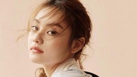 Di tengah viralnya isu perceraian Desta-Natasha Rizki, muncul seseorang yang namanya ikut terseret. Dia adalah Gege Elisa. (Foto: Instagram @gegeelisa94)