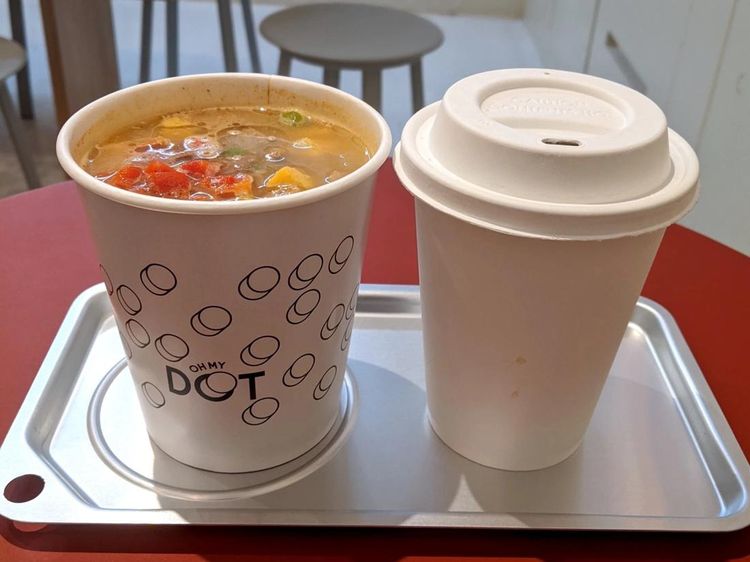 Keren! Di Resto Jepang Ini Bisa Pesan Mie Buatan Chef Robot