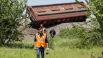 Kereta Angkut Biji-bijian Tergelincir di Krimea