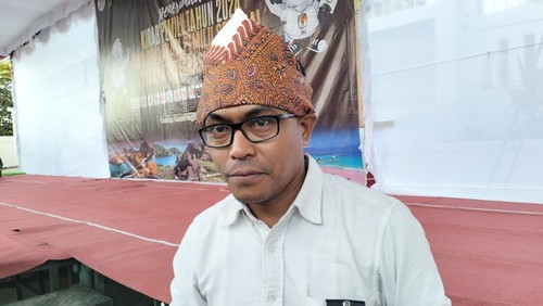 Komisioner KPU Manggarai Barat Krispianus Bheda. (Ambrosius Ardin/detikBali)