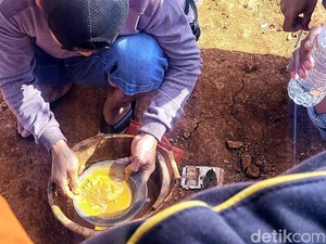 Piring Istimewa Alat Pengecek Emas Milik Para Gurandil Sukabumi