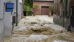 Penampakan Banjir Landa Italia