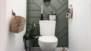 Simpel namun tampak elegan. Mungkin desain toilet ini bisa jadi referensi rumah baru kalian. Foto: (Bored Panda).