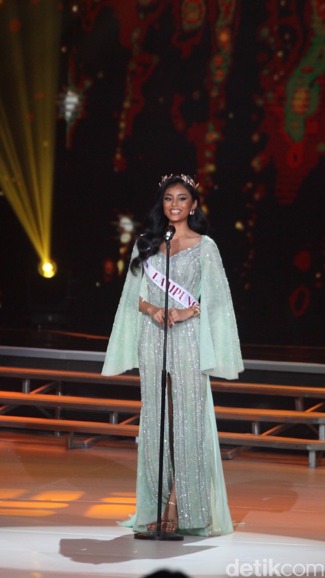 Lulu Zaharani Krisna Widodo dari Lampung menjadi pemenang 2nd Runner Up Puteri Indonesia 2023 sekaligus Puteri Indonesia Pariwisata 2023. Foto: Andhika Prasetia
