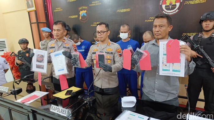4 napi pelaku penipuan jual beli truk dengan korban warga Purbalingga, Jumat (19/5/2023).
