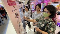 Rekor ini menjadikan XTRA XPO semakin dipercaya dan ditunggu-tunggu kehadirannya oleh nasabah dan masyarakat untuk mendapatkan berbagai penawaran menarik dari CIMB Niaga. 