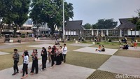 Tak hanya itu, Alun-alun Kota Bogor juga memiliki plaza yang dapat digunakan untuk kegiatan kesenian dan edukasi. Foto: Putu Intan/detikcom