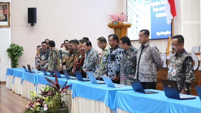 Banyuwangi dan BSSN Teken Kerja Sama Implementasi Tanda Tangan Elektronik Banyuwangi dan BSSN Teken Kerja Sama Implementasi Tanda Tangan Elektronik