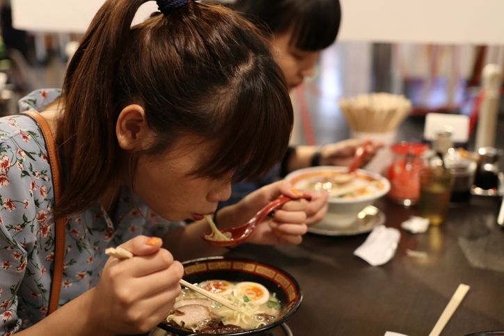 Begini 7 Cara Makan Ramen Seperti Orang Jepang