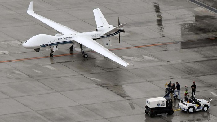 Konferensi Tingkat Tinggi (KTT) G7 sedang berlangsung di Hiroshima, Jepang. Pesawat tak berawak MQ-9B Sea Guardian disiagakan untuk mengamankan konferensi tersebut.