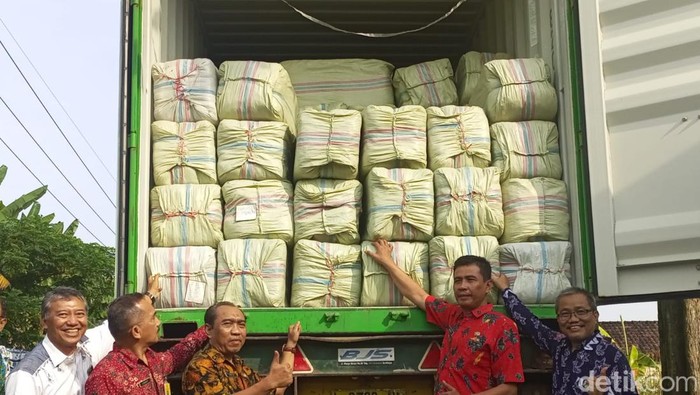 25 Ton Rumput Laut Kering Senilai Rp 2 M Dari Sidoarjo Dieskpor Ke China 5280