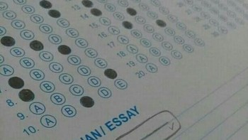 Cara ngeles yang lagi tren, kasih jawaban pakai VN. Foto: Instagram/memecomic.id