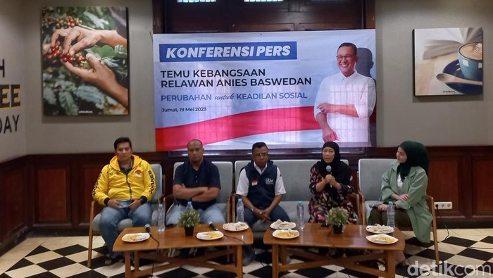 Jumpa pers relawan Anies Baswedan