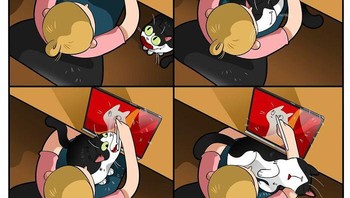 Lagi kerja pun kita sering digangguin ya detikers. Foto: (Bored Panda).